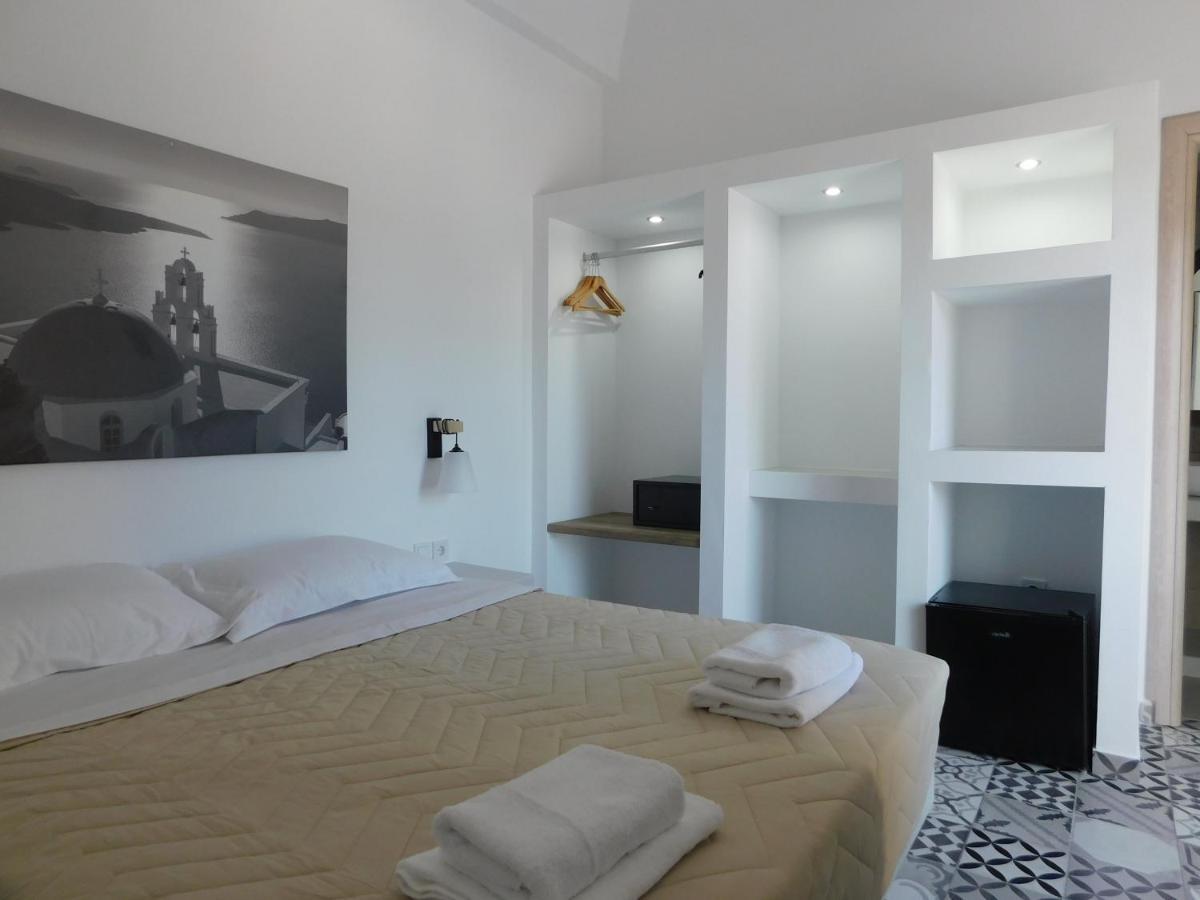 Fira Capital Rooms Exteriör bild